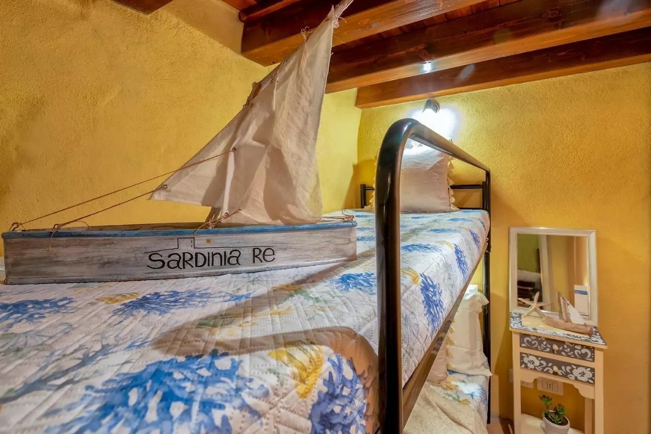 Sardinia Re - Studio Antiche Mura Alghero 0*,  Italy